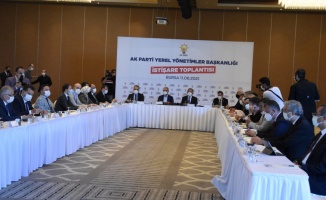 AK Parti Genel Başkan Yardımcısı Özhaseki, Bursa'da yerel yönetimler istişare toplantısında konuştu: