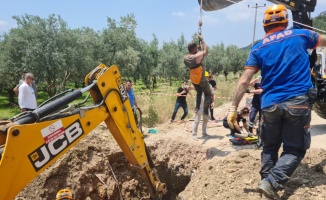 Bursa'da kazı çalışmasında toprak kayması sonucu mahsur kalan işçi kurtarıldı