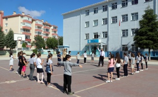 Edirne'de okullarda öğrencilerin ihtiyaçlarına uygun etkinlikler düzenlendi