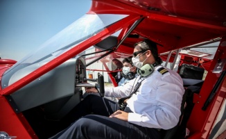 Geleceğin pilotlarına Bursa semalarında uçuş deneyimi yaşatıyorlar