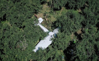Bursa'da eğitim uçağı meyve bahçesine acil iniş yaptı