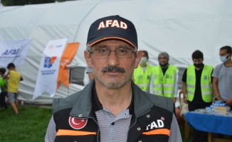 Sakarya'da AFAD ekipleri vatandaşları afetlere karşı bilinçlendiriyor
