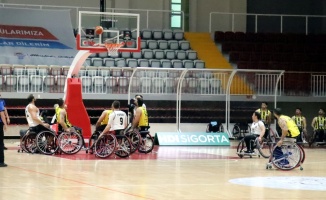 Tekerlekli Sandalye Basketbol Süper Ligi play-off yarı final serileri başladı