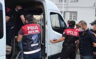 Bursa'da evlerden hırsızlık yaptığı tespit edilen 7 zanlı yakalandı