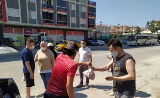 Edirne'de yabancı öğrencilere kurban eti dağıtıldı