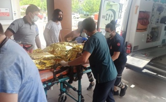 Kocaeli'de boğulma tehlikesi geçiren çocuk hastaneye kaldırıldı