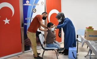Mardin Büyükşehir Belediye çalışanları aşı oldu