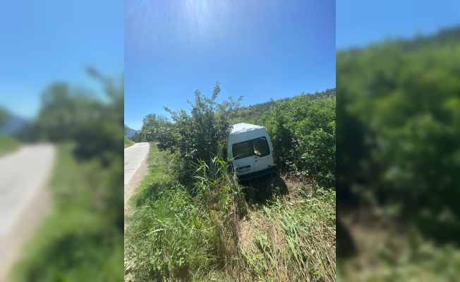 Taraklı'da trafik kazaları: 2 yaralı
