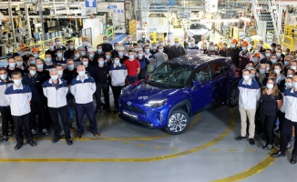 Toyota, yeni Yaris Cross B- SUV üretimine başlıyor