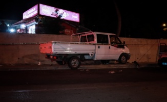 Bursa'da kamyonet kaldırımdaki yayalara çarptı: 3 yaralı