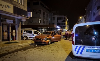 Bursa'da kaza yapan 2 aracın çarptığı kişi öldü