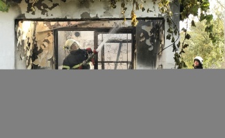 Edirne'de bir ev çıkan yangın sonucu kullanılamaz hale geldi