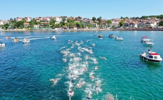 Kocaeli’de açık su yüzme yarışları başladı