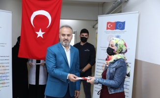 Osmangazi Halk Eğitimi Merkezinde sertifika töreni