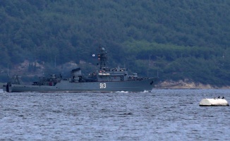 Rus askeri gemisi Çanakkale Boğazı'ndan geçiş yaptı