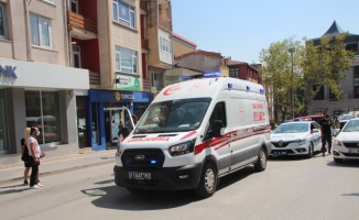 Bilecik'te otomobilin çarptığı çocuk yaralandı
