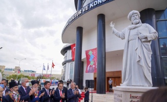 Bilecik'te Şeyh Edebali heykeli ve Kayı Anıtı törenle açıldı
