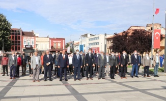 CHP'nin 98. kuruluş yıl dönümü dolayısıyla Edirne'de tören düzenlendi