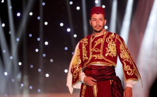 Edirne'de Balkan ve Rumeli kıyafetlerinden oluşan defile ilgi gördü