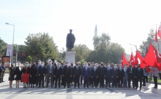 Edirne'de İlköğretim Haftası törenle kutlandı