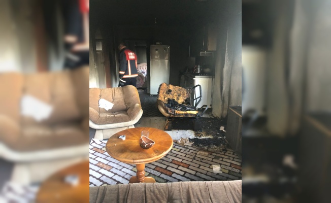 Ferizli'de çıkan ev yangını söndürüldü