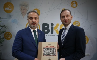 Büyükşehir Belediye Başkanı Aktaş, AA Bursa Bölge Müdürü Aksoy'u kabul etti
