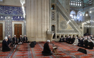Diyanet İşleri Başkanı Erbaş, Selimiye Camisi'nde hutbe irat etti: