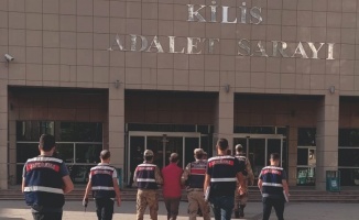 Kilis'te Jandarma ekipleri 2 teröristi yakaladı 
