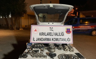 Kırklareli'nde Bulgaristan'dan kaçak getirilen motosiklet yedek parçaları ele geçirildi
