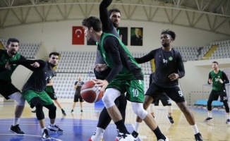 Manisa Büyükşehir Belediyespor Basketbol Takımı, mücadele için hazırlanıyor