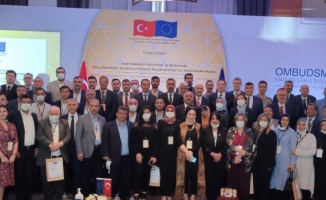 Şeref Malkoç Mardin’de muhtarlar ve STK temsilcileriyle buluştu