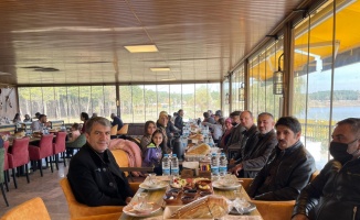AK Parti Bilecik İl Başkanı Serkan Yıldırım, şehit ve gazi aileleriyle buluştu