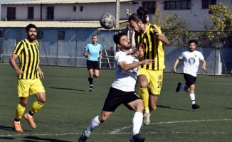 Aliağaspor FK, Manisa'yı 5 golle devirdi