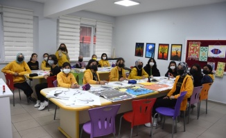 Bursa'daki imam hatip lisesi öğrencilerini 