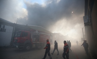 Bursa'da tekstil fabrikasında çıkan yangın kontrol altına alındı