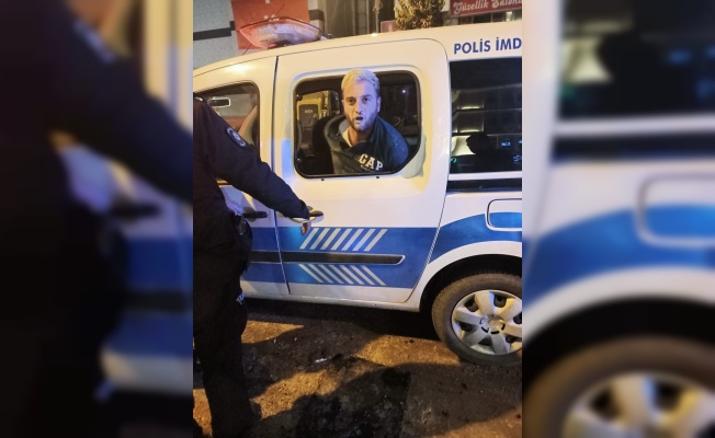 Tekirdağ'da polisi darbeden 2 zanlı tutuklandı