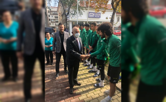 TFF Başkanı Özdemir, Kırklarelispor Kulübü'nü ziyaret etti