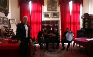 Atatürk'ün Edirne'de 91 yıl önce kaldığı odada konser verildi