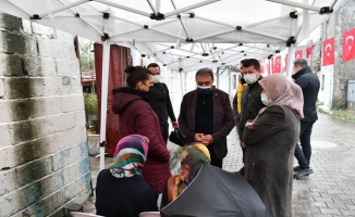 Balıkesir Valisi Hasan Şıldak, şehit Ali Sarı'nın ailesini ziyaret etti