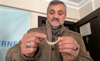 Bursa'da bir tüketicinin internetten aldığı diş protezinin kusurlu çıktığı iddiası