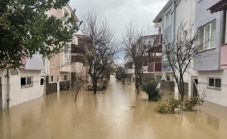 Edirne'de aşırı yağıştan zarar gören yerlerde hasar tespit çalışması başladı