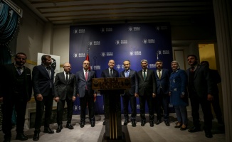 İçişleri Bakanı Soylu, Bursa Büyükşehir Belediyesini ziyaret etti
