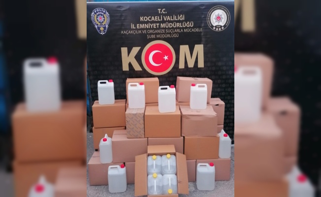 Kocaeli'deki kaçak etil alkol operasyonunda 3 kişi tutuklandı