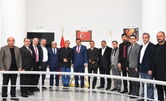 Malatyalı muhtarlardan Başkan Gürkan'a ziyaret