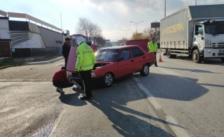 Sahte plakalı araçla İzmir’den Bursa’ya gelen sürücü gözaltına alındı