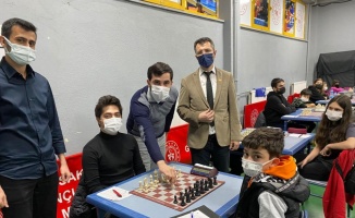 Sakarya'da Türkiye Kupası Satranç İl Birinciliği Turnuvası düzenlendi