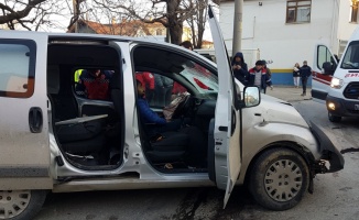 Sapanca'da zincirleme trafik kazası: 2 yaralı