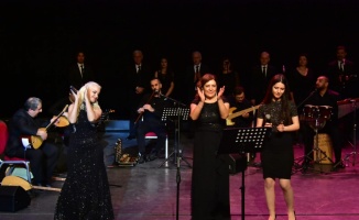 Süleymanpaşa Belediye Konservatuvarı eğitmen ve öğrencileri konser verdi