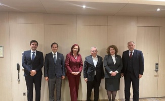 Trakya Üniversitesi heyeti, Kosova Başbakan Yardımcısı ve bakanlarla bir araya geldi