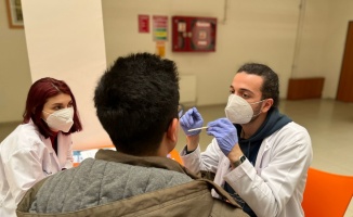 TÜ Ağız ve Diş Sağlığı Topluluğu'ndan öğrenci ve üniversite personeline sağlık taraması
